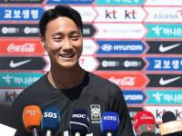 巴黎FC主帅：德比赢球超出预期，但“我们是巨人旁边的矮人”